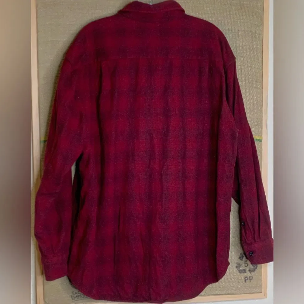 Pendleton, OUTDOORSMAN, vintage, Red/ black Wool Shirt